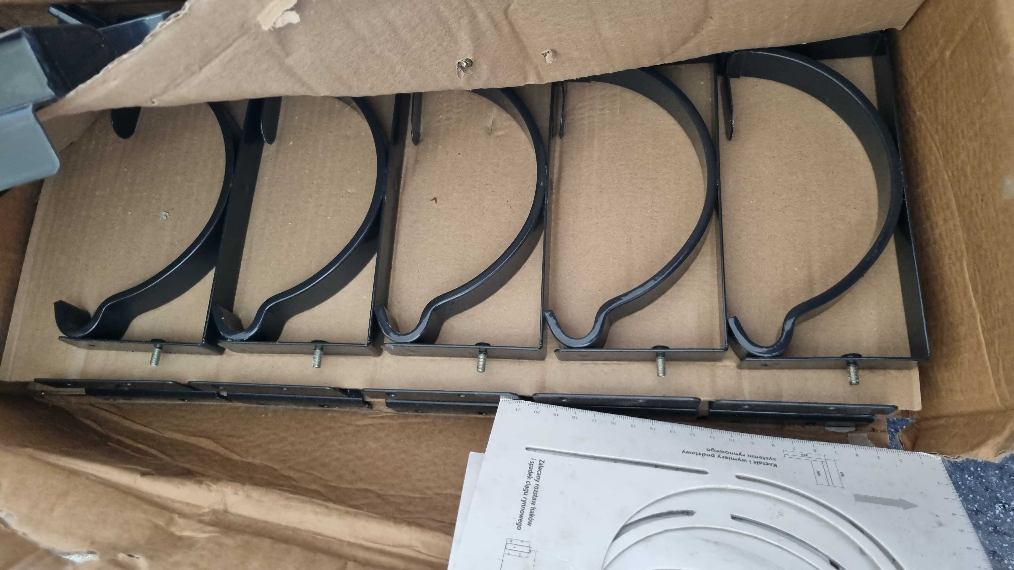 Hak do rynny ukrytej fi 150, system Siba Modern,, kolor antracyt