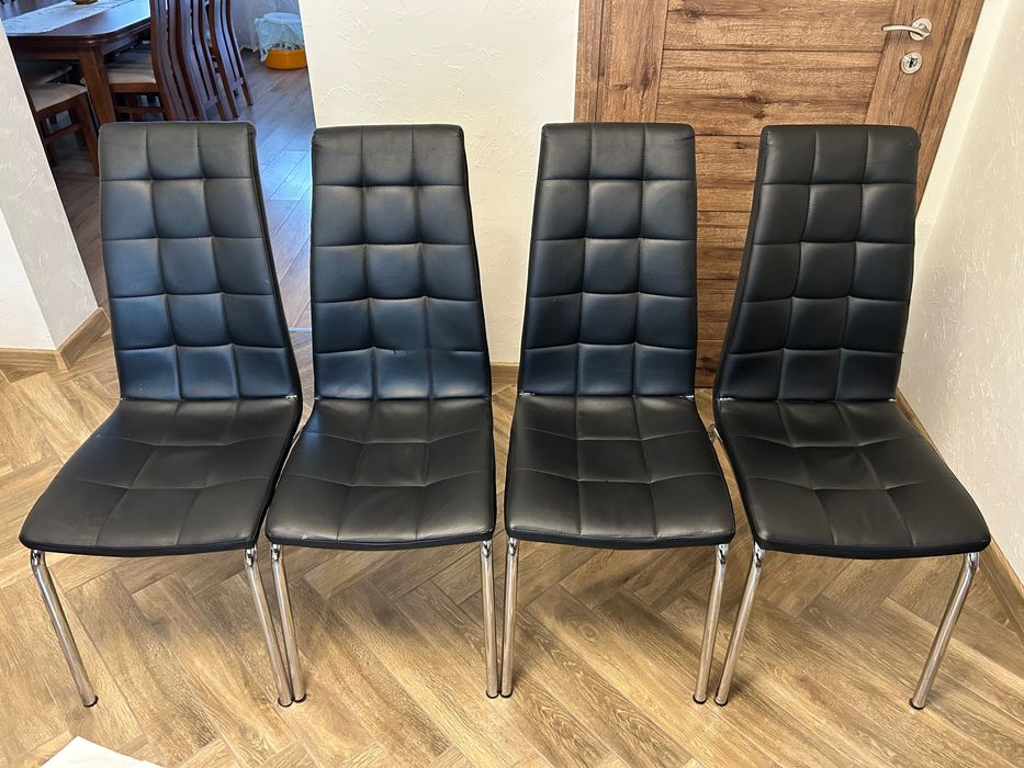 Krzesła czarne 4szt.