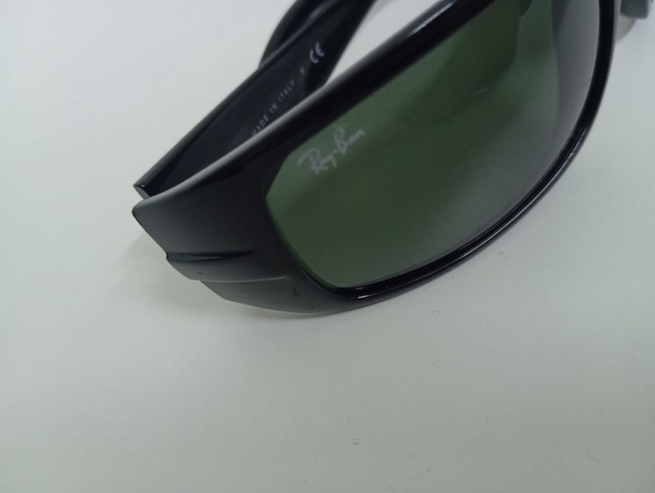 Óculos Escuros Rayban