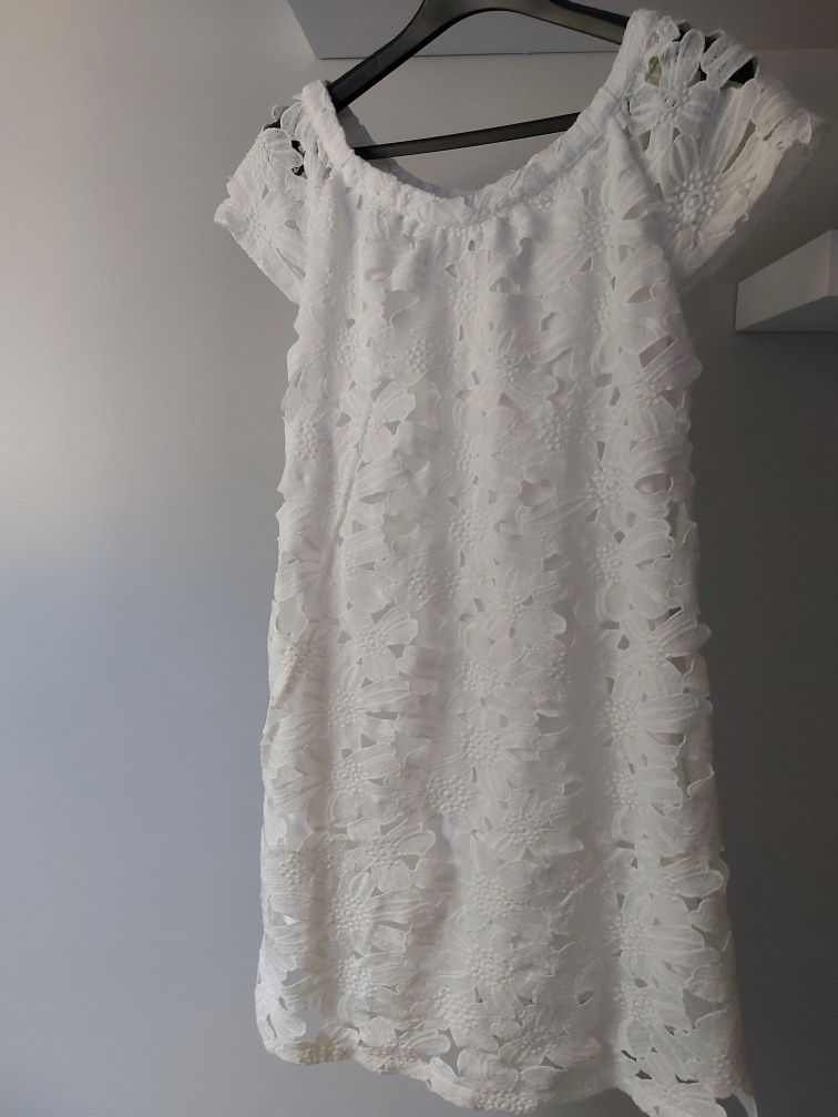 Sukienka z koronki SoftRebels rozmiar XS