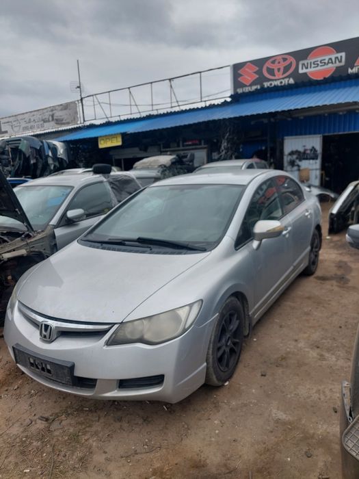 Разборка,шрот,запчастини хонда цивик 4d honda civic