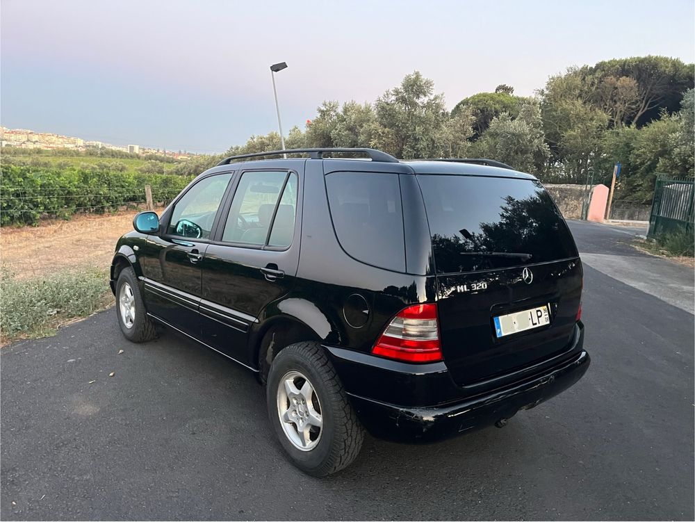 Mercedes ML 320 (V6 gasolina)