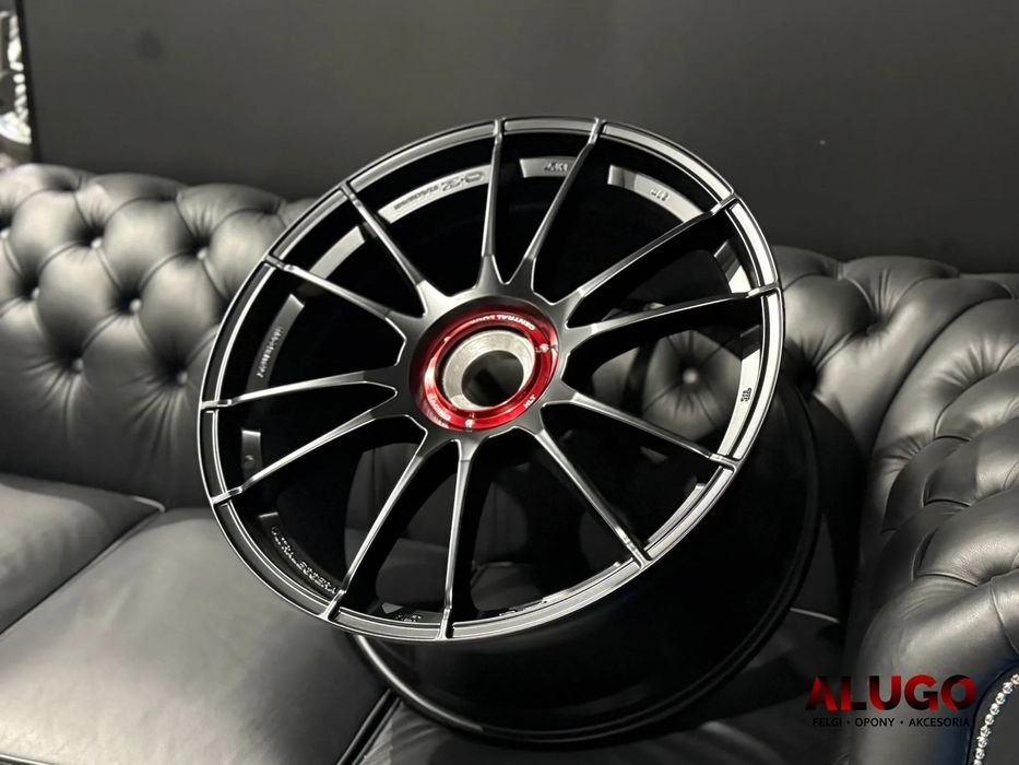 Felgi OZ Ultraleggera HLT CL pod Porsche 911 GT 3 RS