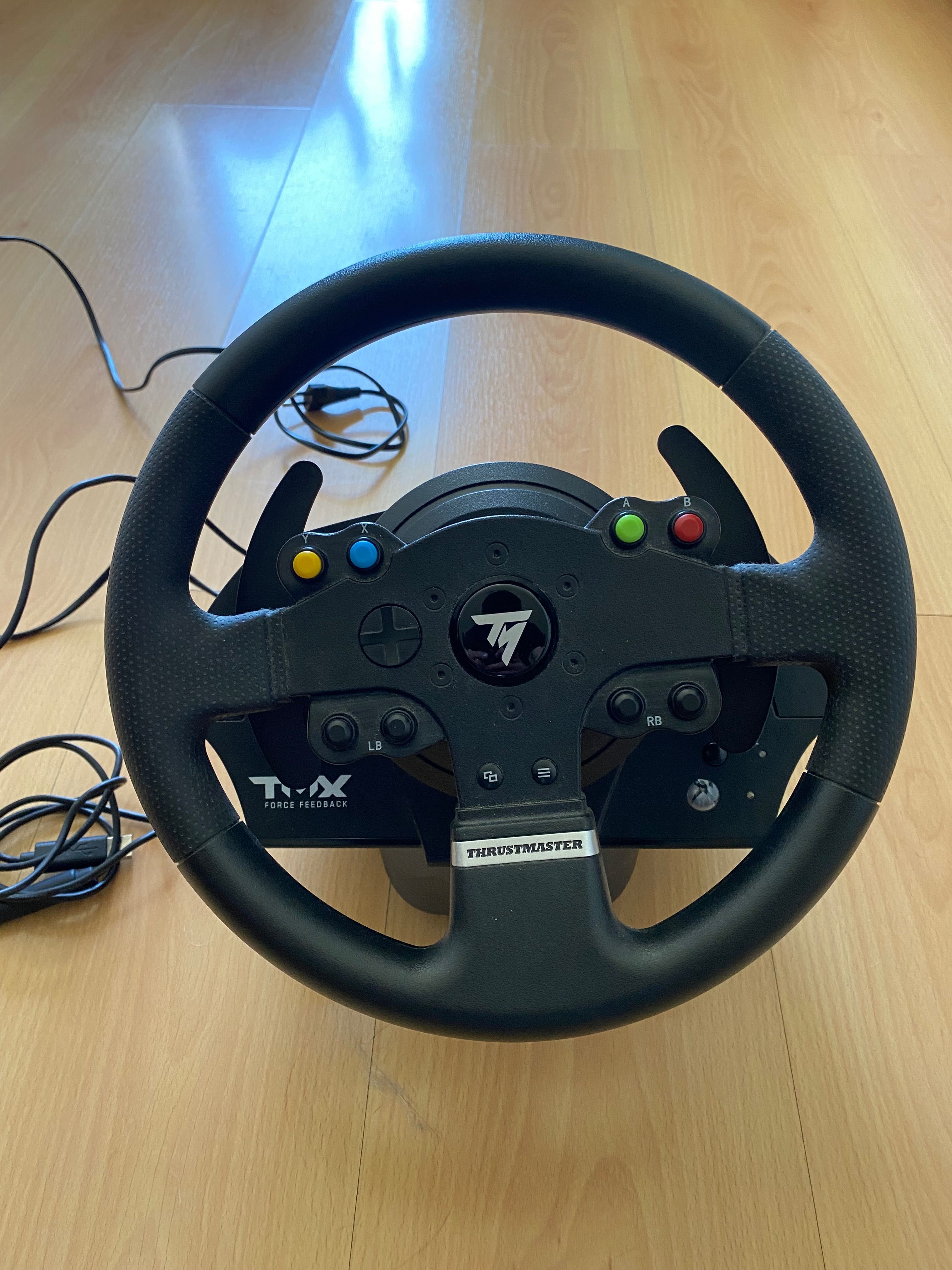 Xbox Series S + Volante Thrustmaster TMX Pro