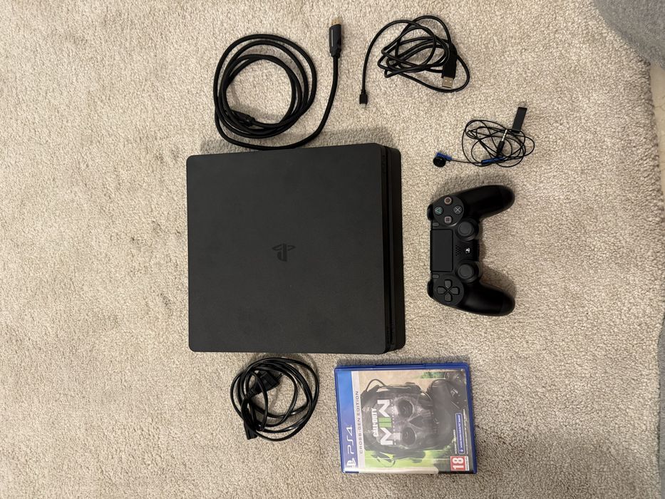 Playstation 4 Slim