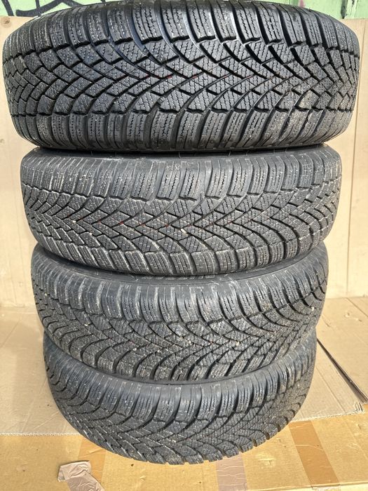 Toyota yaris III kola 15 opony zima Bridgestone 175/65/15 8 mm 3524
