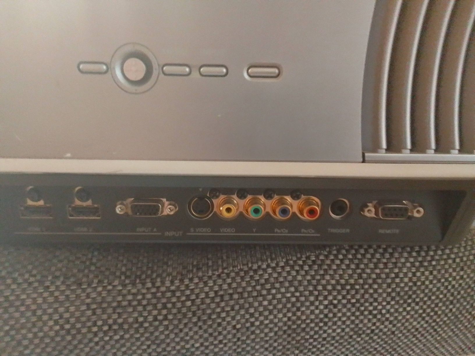 Projektor sonyb bez okablowania