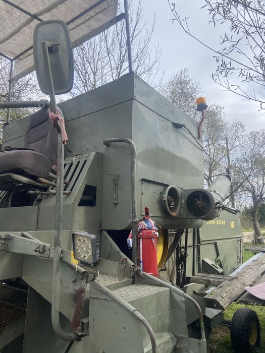 Комбайн Джон дір 330