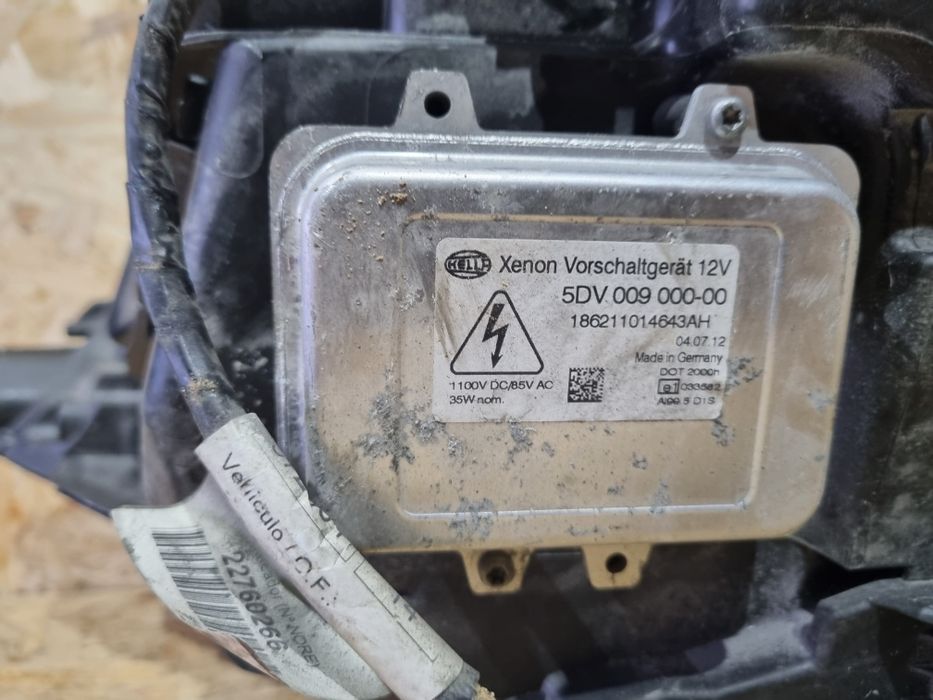 Фара ліва сітроен гранд с4 пікассо