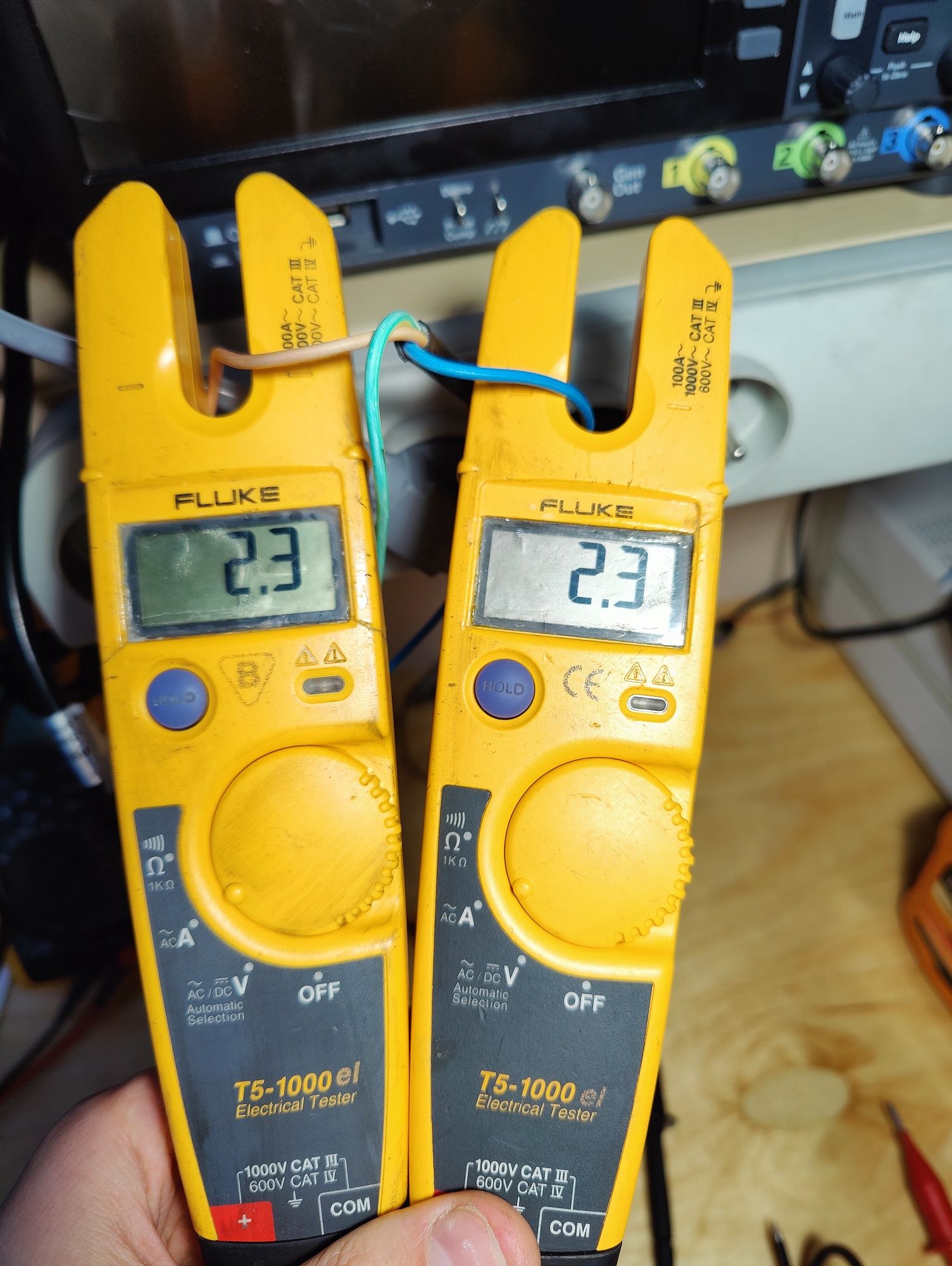 Fluke T5 - 1000 miernik multimetr tester wskaźnik