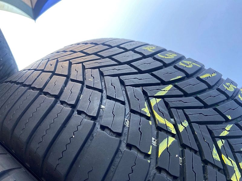 235/55/17 Bridgestone Weathe A005_6,6mm_4szt_(441)