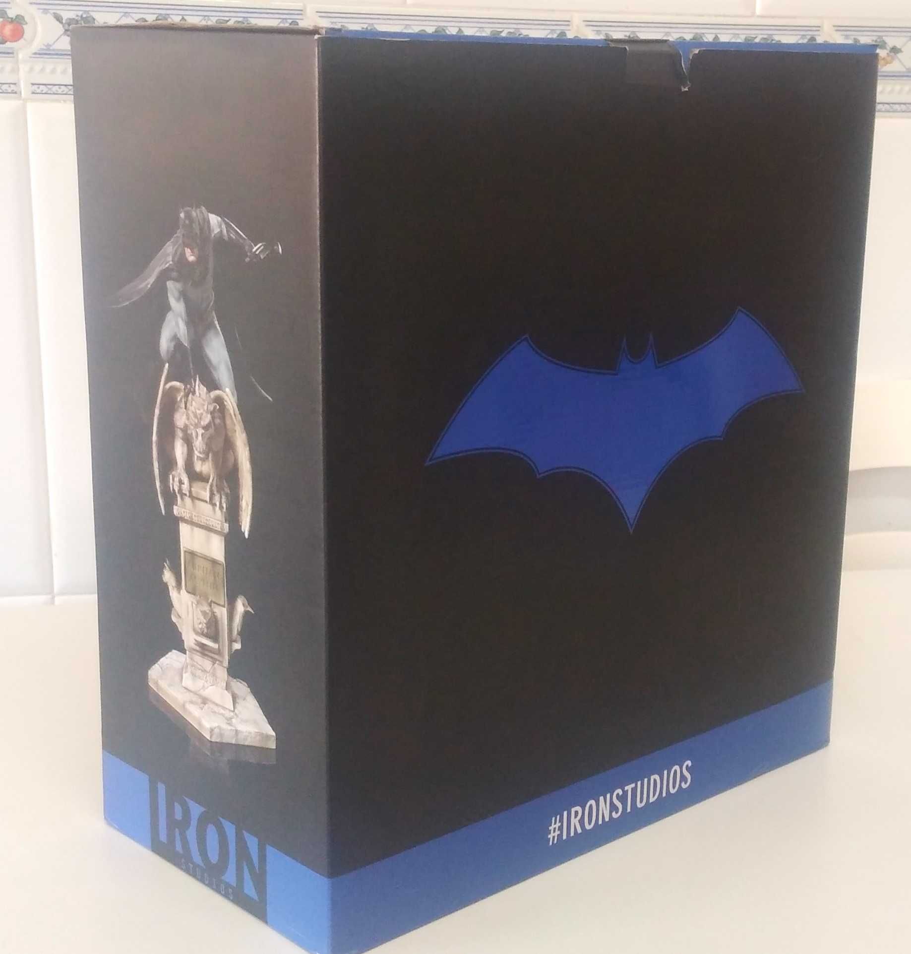 IRON STUDIOS - 1/10 Batman - Deluxe Art Scale by Eddy Barrows