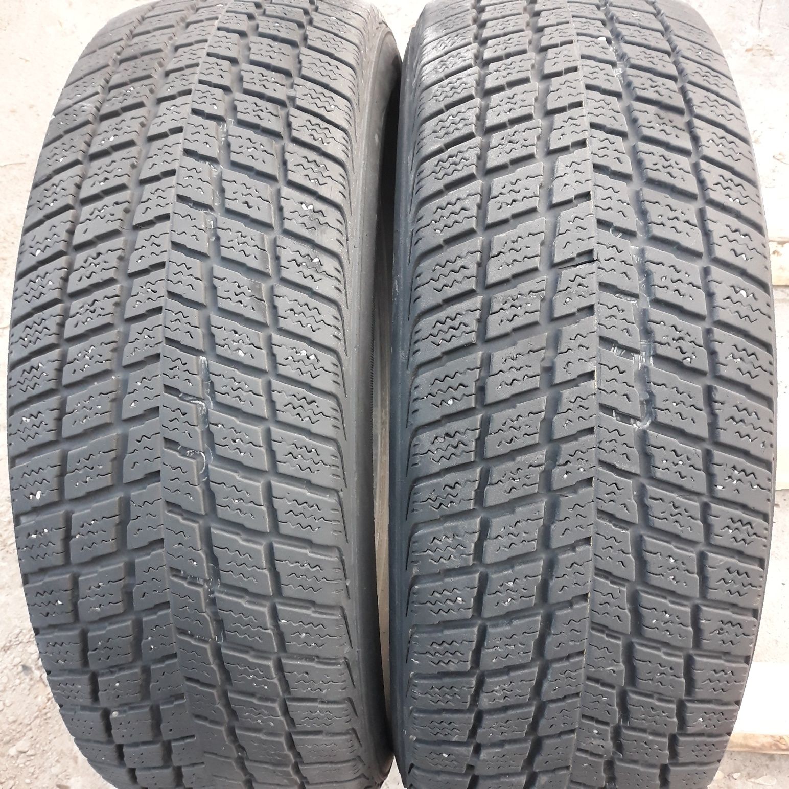 Резина б.у покрышки б.у зима r15C r16 r17 r18  Bridgestone Goodyear