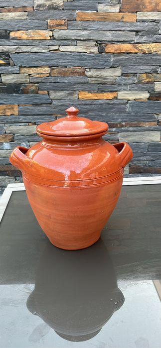 Conjunto de potes em barro