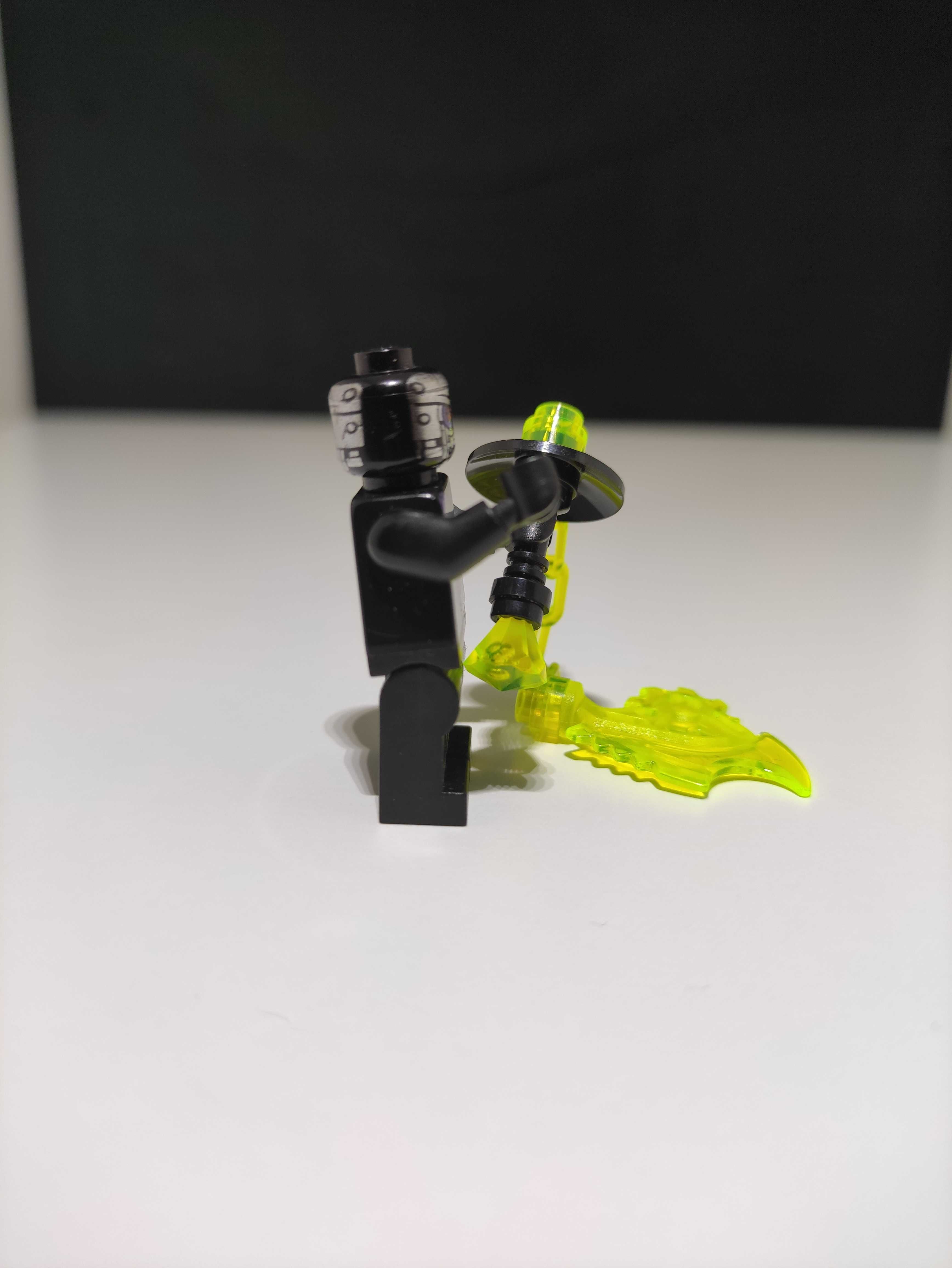 Lego njo267 Nindroid / 70588 Titanium Ninja Tumble