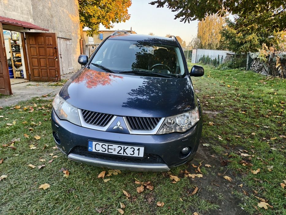 Mitsubishi Outlander 2 2.0 Did  4x4  7-osobowy  fabrycznie bez DPF