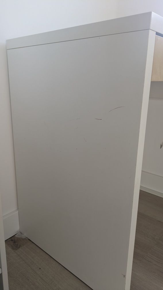 Secretária IKEA branca