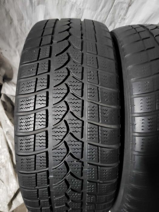 2szt 225/45R18 Kormoran SnowPro b2