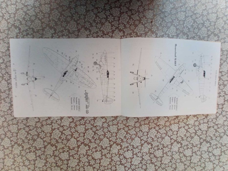 model kartonowy Spitfire i Messerschmitt