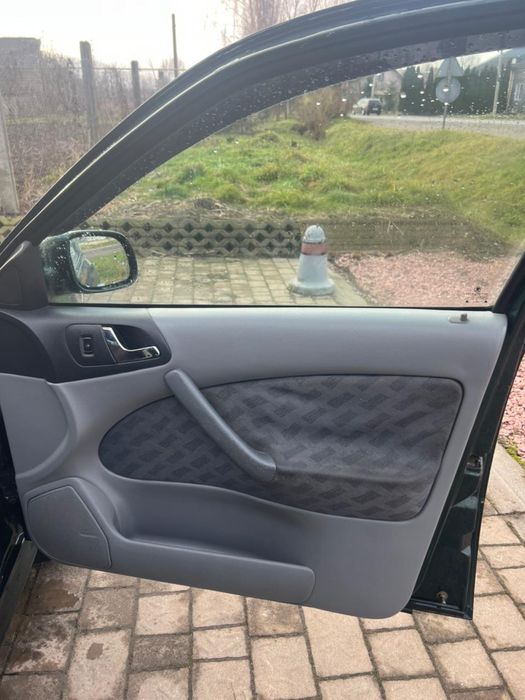 Авто Шкода Октавія Тур