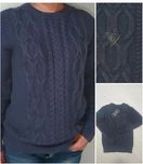 Uniwersalny, oryginalny damski sweter GUESS .