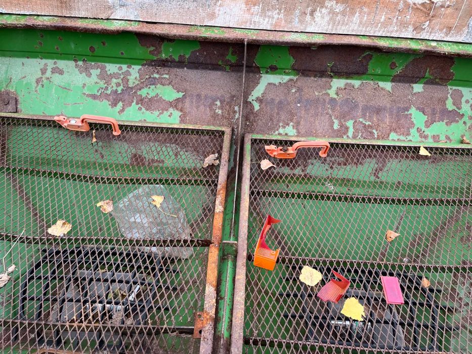 Розкидачі мінеральних добрив Amazone-18, 2013р