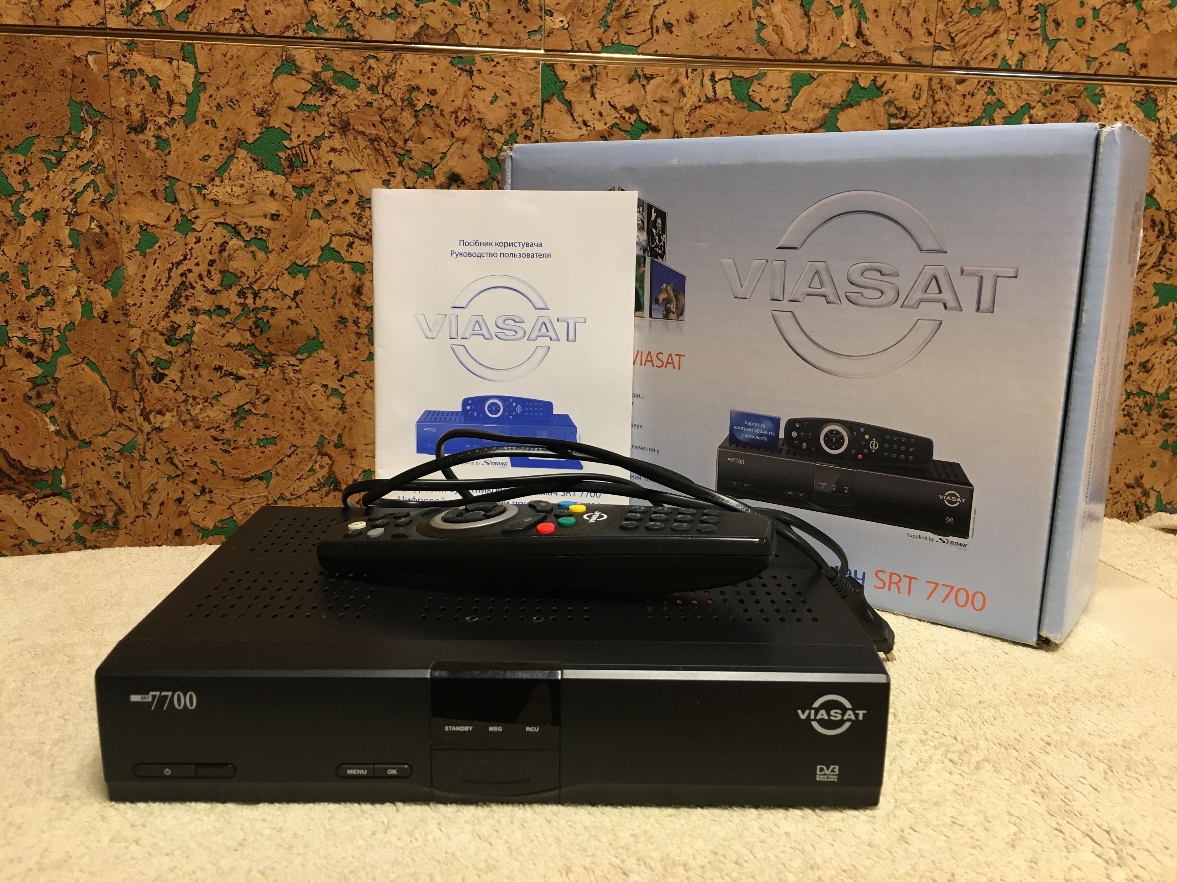 Спутниковый ресивер Viasat SRT 7700