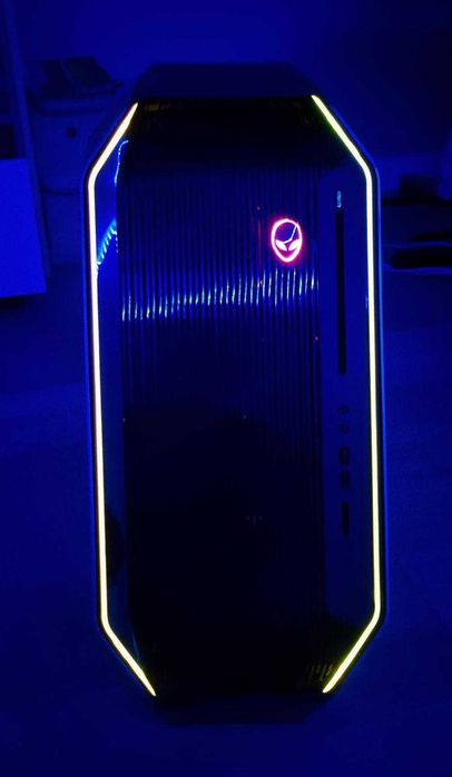 Kultowy Dell  Alienware Area 51-R2 i7 RTX 24GB RAM
