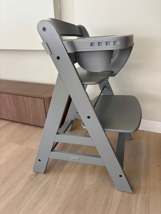 Krzesłko dla dziecka do karmienia Hauck alpha grey