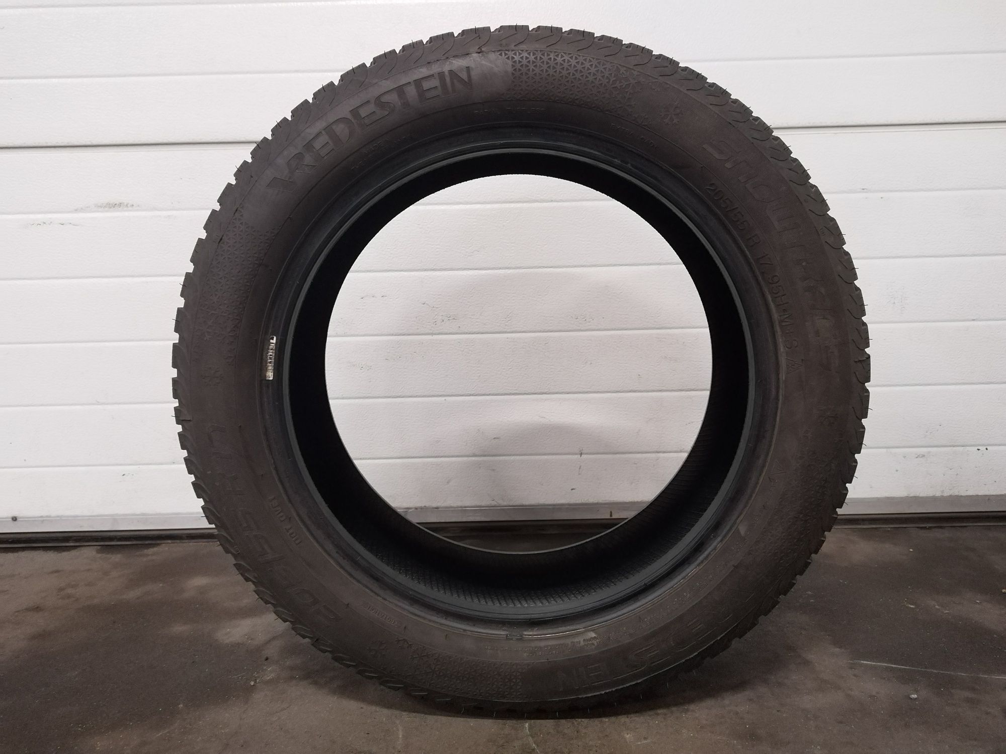 Opony zimowe Vredestein 205/55/17