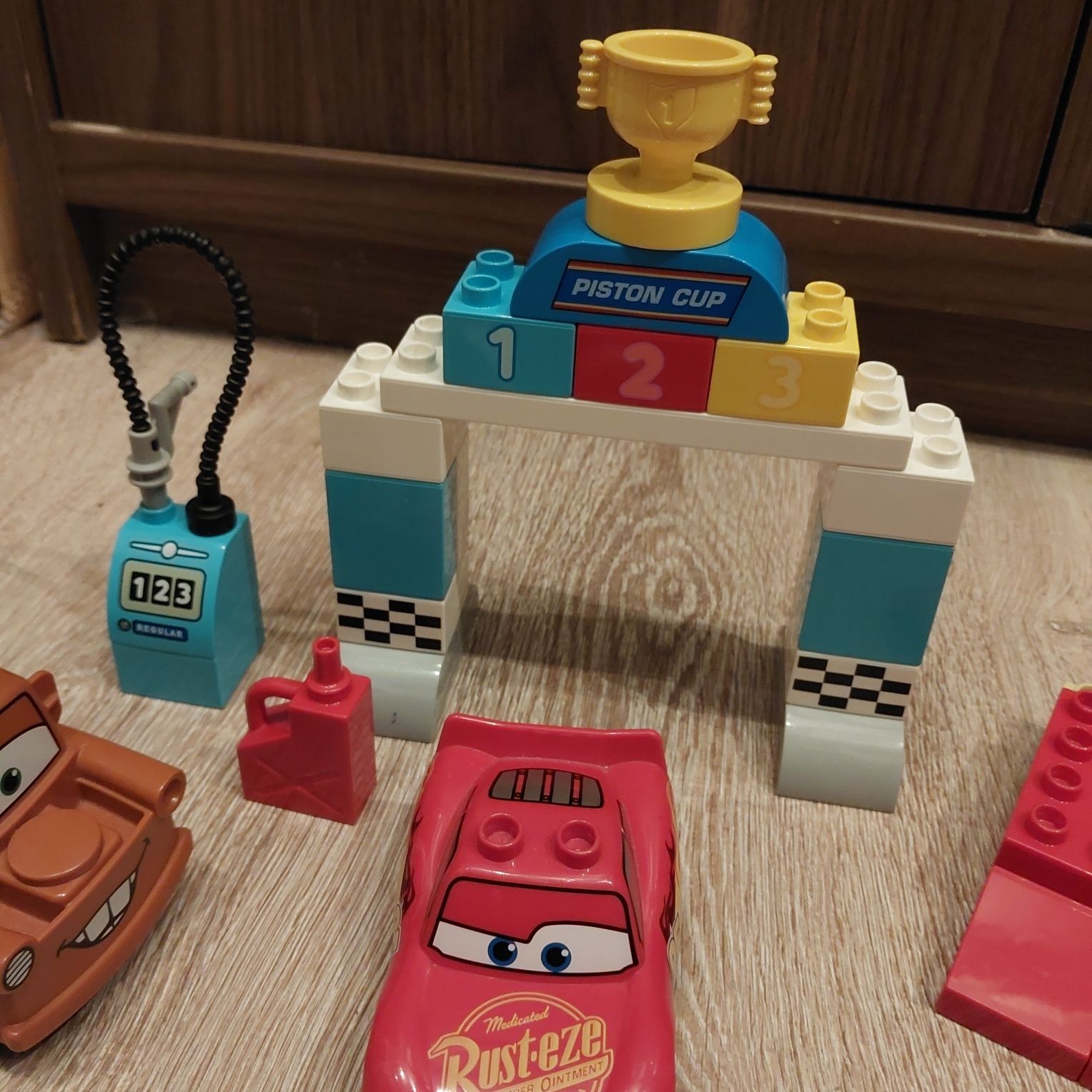 Duplo ZigZag McQueen