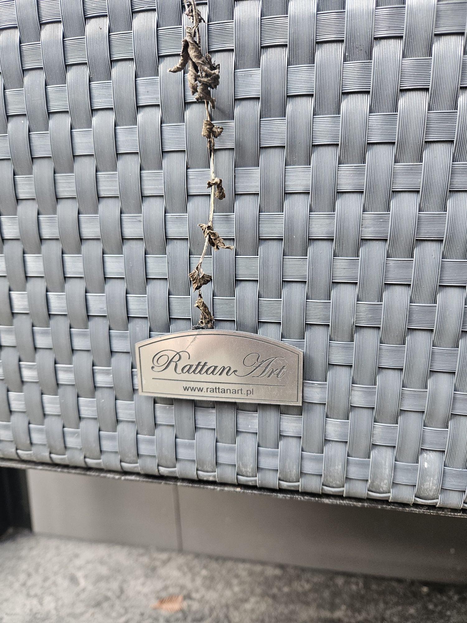 Ziołownik Rattan z systemem nawadniania