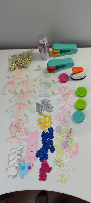 125 elementów dekoracyjnych do prac i kartek okolicznościowych+gratisy