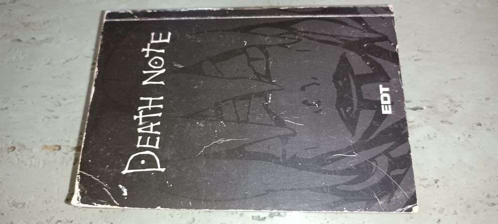 Livro antigo death note de 2003 edição espanhola