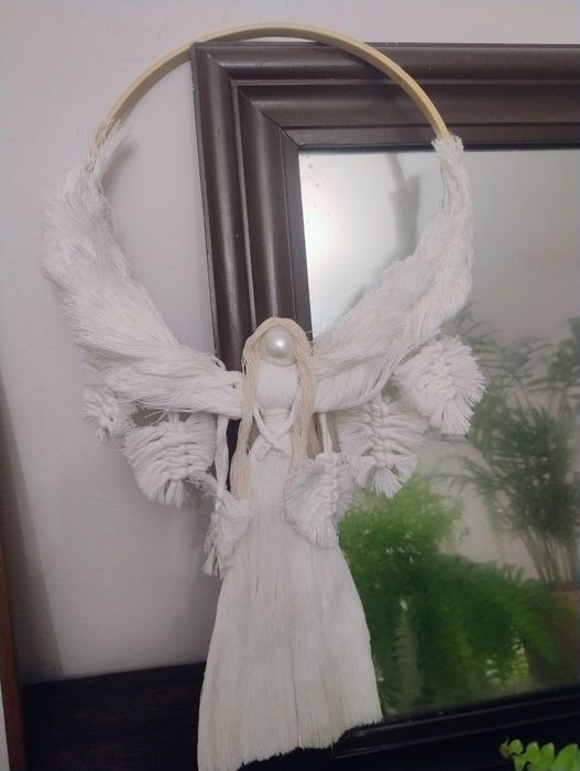 Polecam ręcznie robione Anioły ze sznurka.