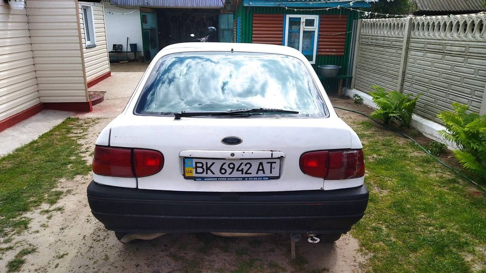 Продам Форда Ескорт