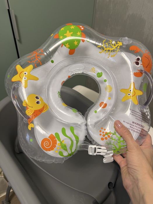 Ванна FreeOn з пеленальним столиком на колесах