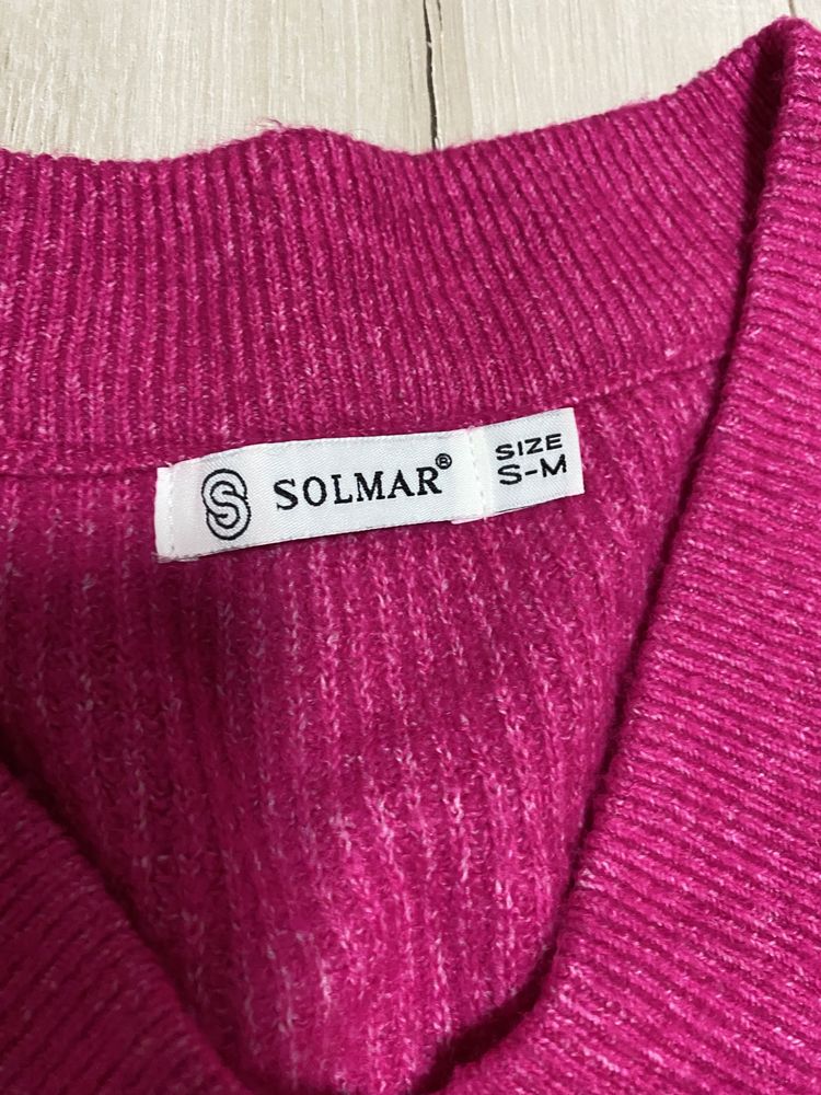 Пуловер з V-вирізом Solmar фуксія