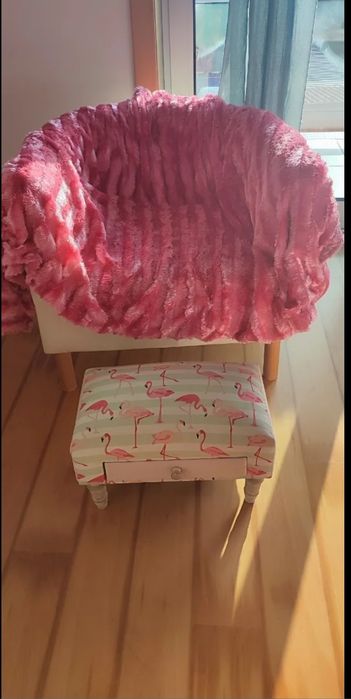 Pousa pés com flamingos