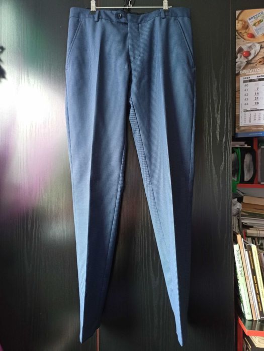 Garnitur męski (młodzieżowy)