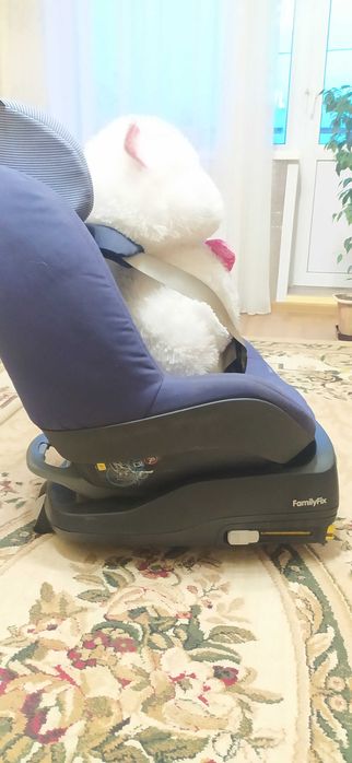 Автокресло Maxi-Cosi Pearl + База FamilyFix