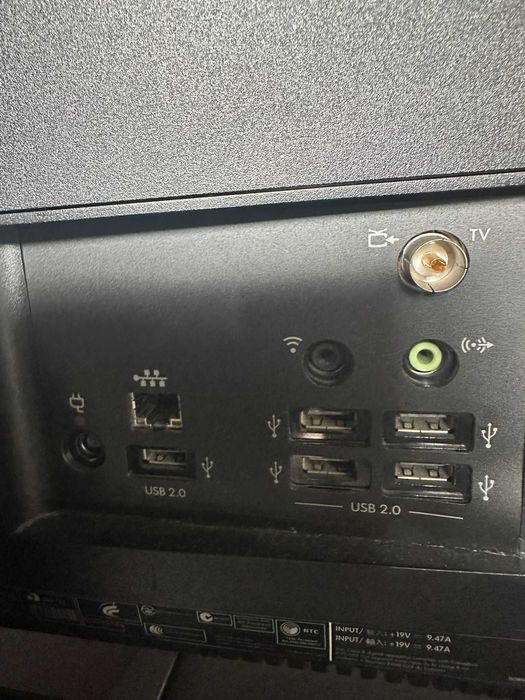 Komputer all in one HP 200, 21,5 cala. Procesor i3, dysk SSD 128 GB