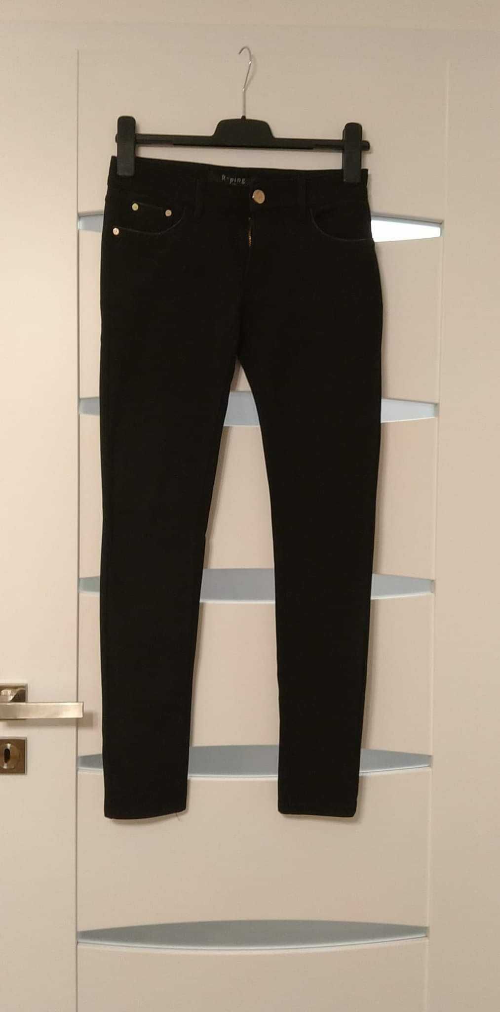 Nowe, czarne spodnie damskie XS