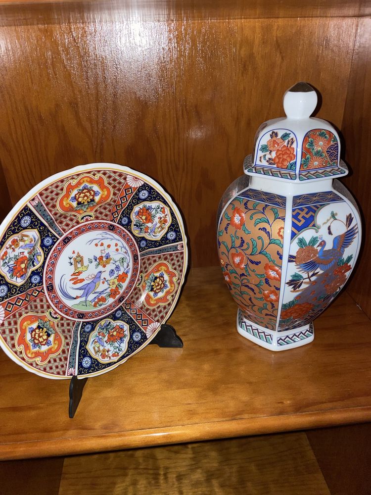 Jarras e outras louças porcelana Japonesa