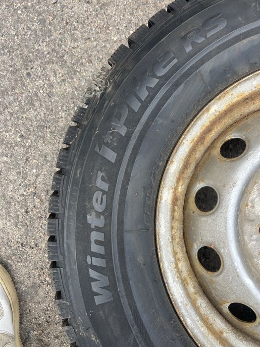 НИВА в сборе  4шт 215/75R15 Hankook Winter i*pike, СКЛАД Б/У РЕЗИНЫ
