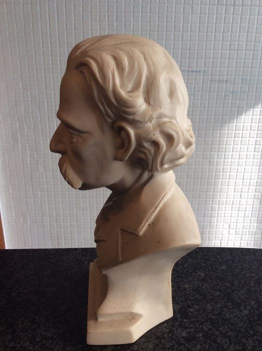 Busto de Camilo Castelo Branco