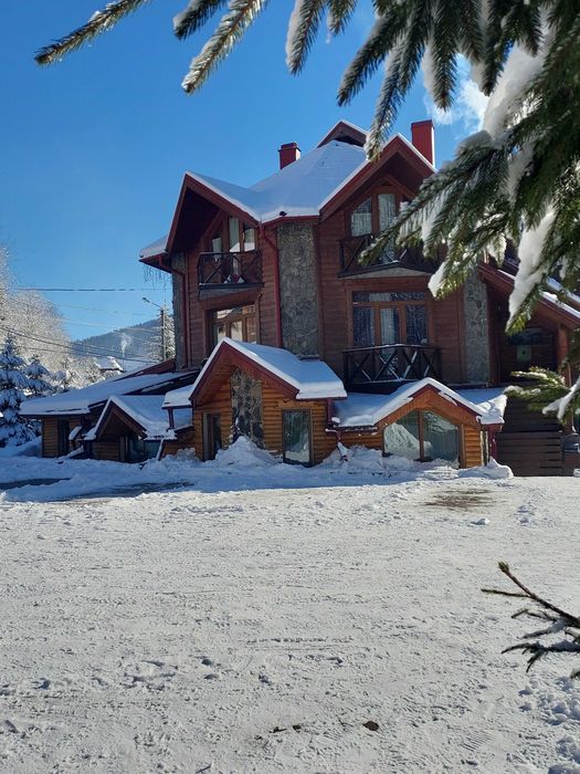 Готель в Карпатах зі сніданками/ Зняти житло подобово Буковель