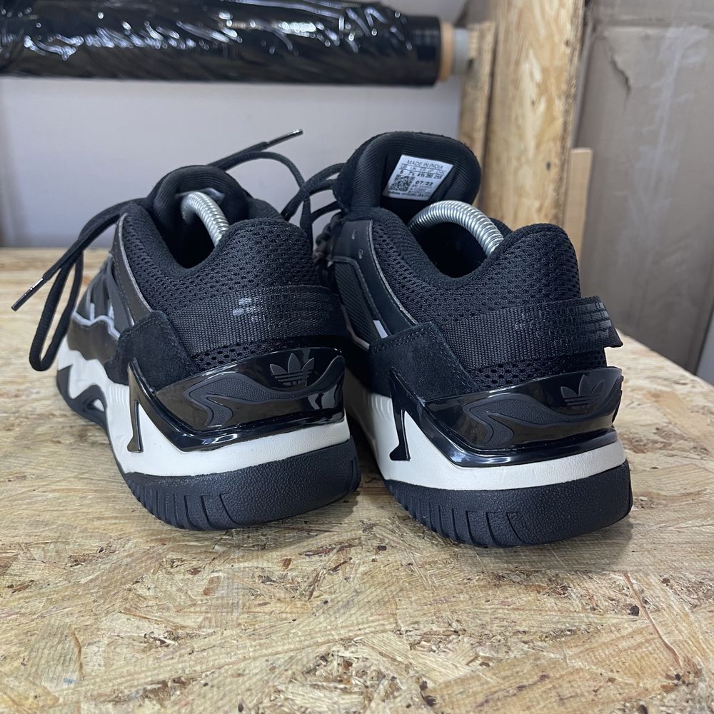 Чоловічі кросівки Adidas Nightball Black White Black рефлекитв