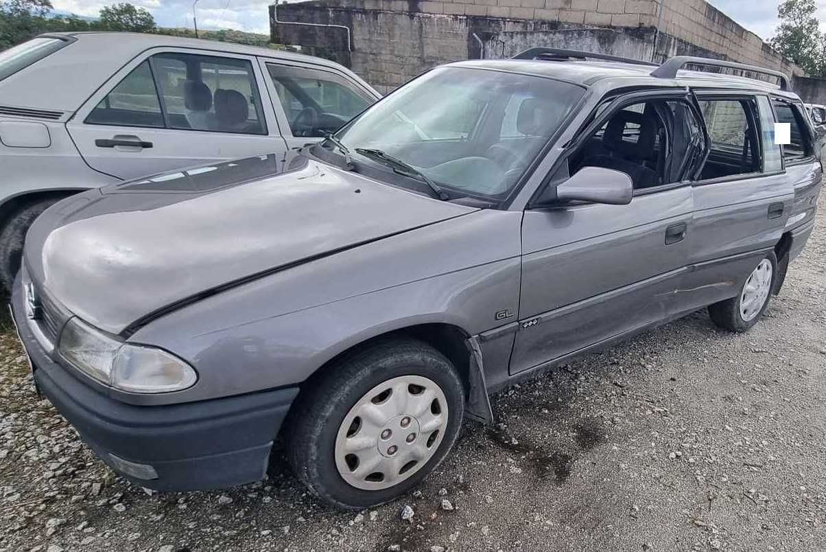 Para peças Opel Astra F Caravan 1.7 D ano 1992