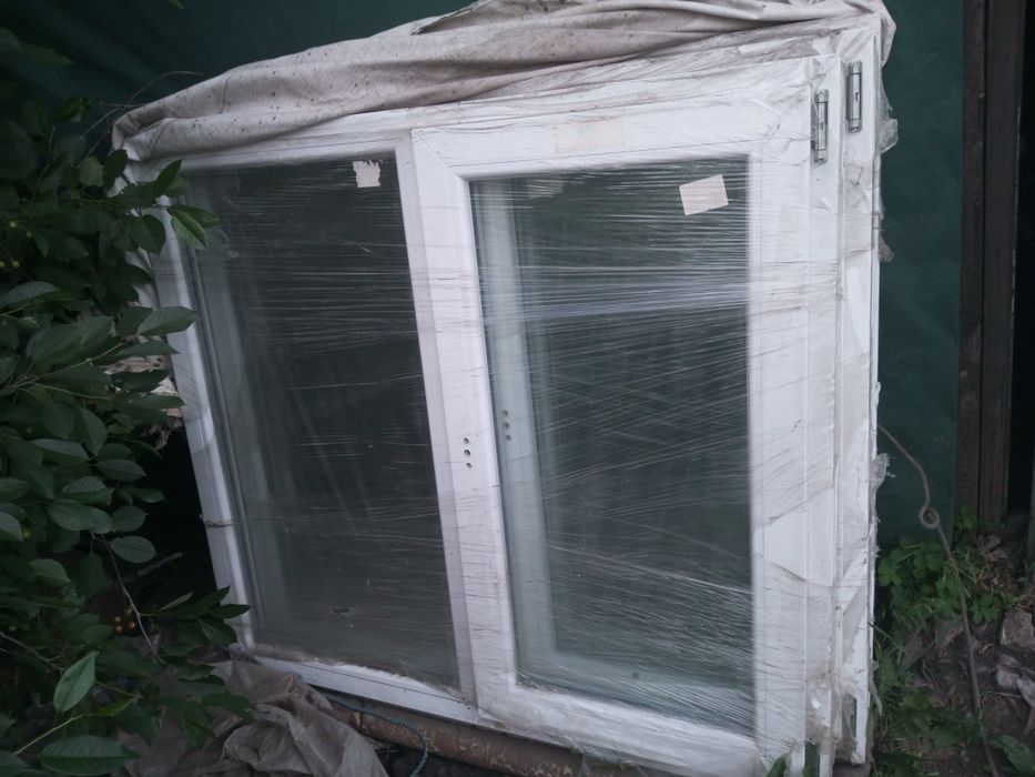 Срочно продам три новых окна
